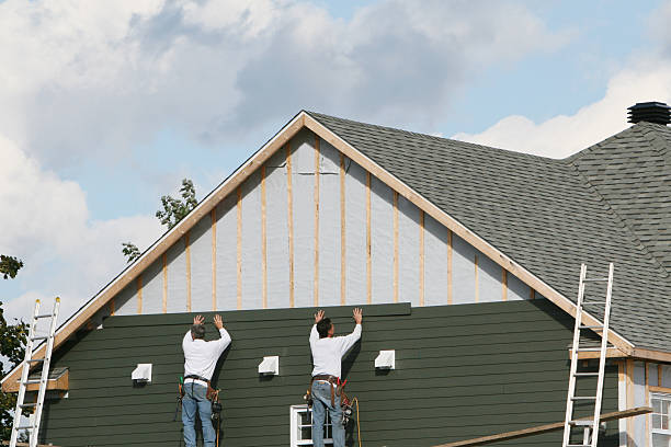 Professional Vinyl Siding technician working in Morganton, NC
